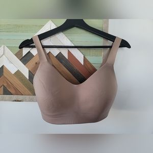 Lululemon Hold True Bra Beige 34E